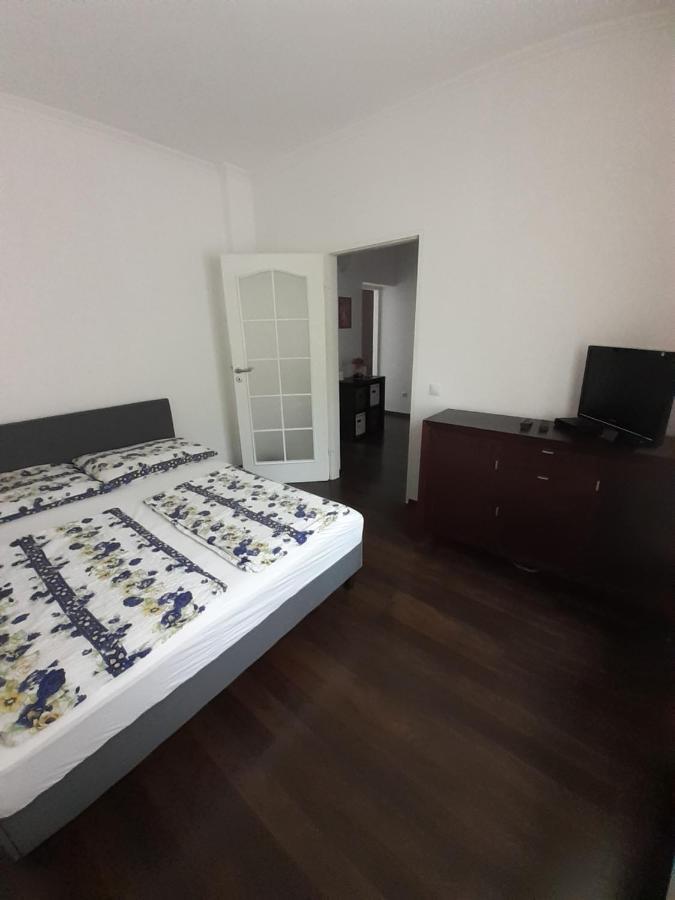 Appartement Polonia Apartman à Egerszalók Extérieur photo
