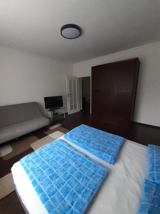 Appartement Polonia Apartman à Egerszalók Extérieur photo