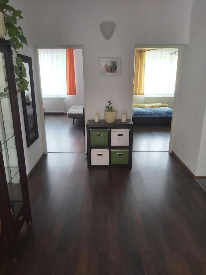 Appartement Polonia Apartman à Egerszalók Extérieur photo